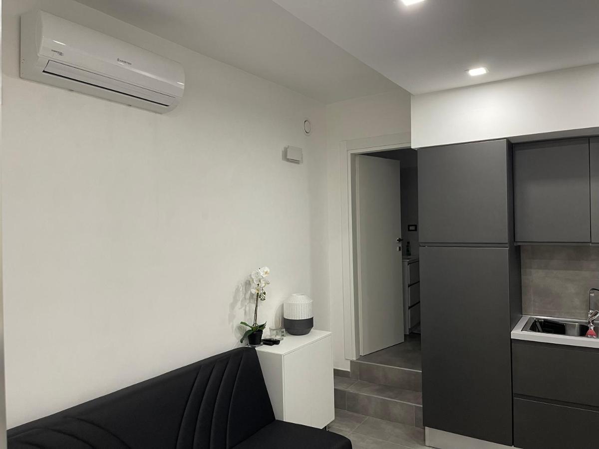 B&B Porto 60 ซาแลร์โน ภายนอก รูปภาพ