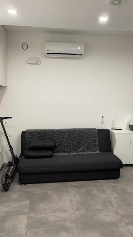 B&B Porto 60 ซาแลร์โน ภายนอก รูปภาพ